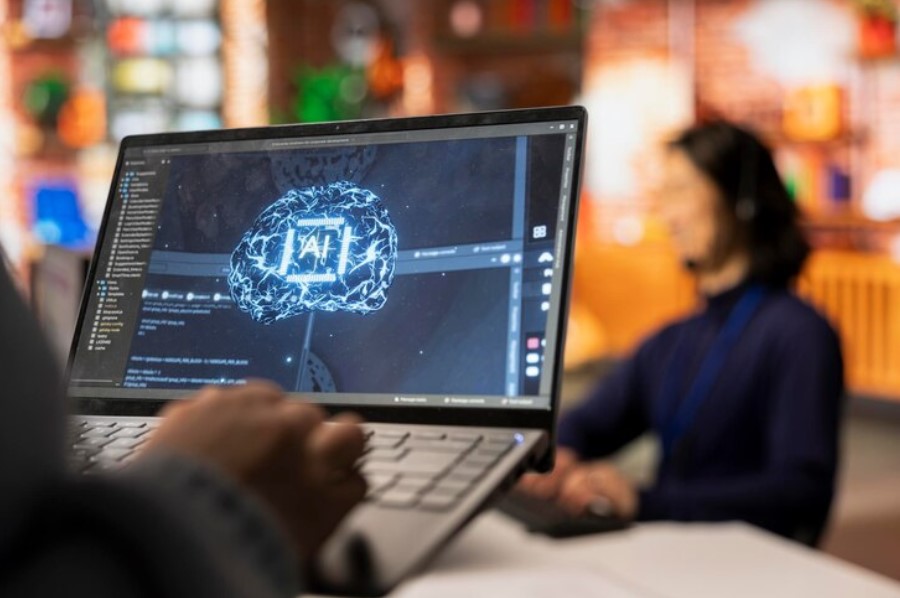 Neuroteknologi dan Brain-Computer Interface Revolusi Teknologi Antarmuka